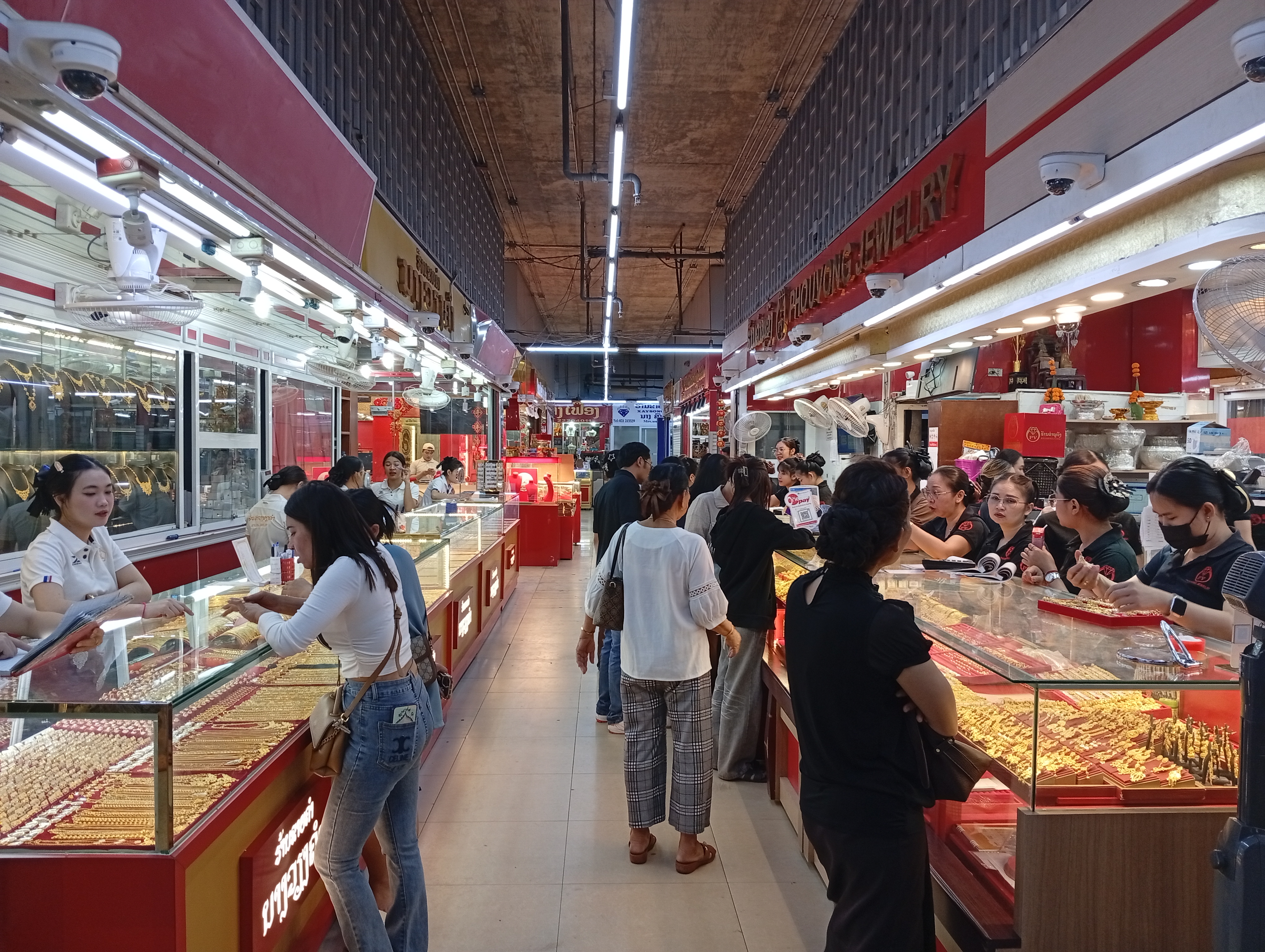 Vientiane Market 11